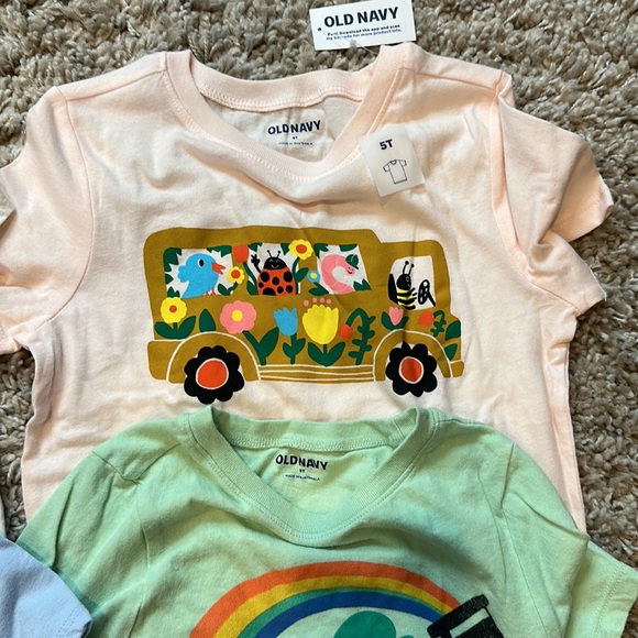Cat & Jack x2 Old Navy x2 short sleeve tees 5T - Picture 5 of 5